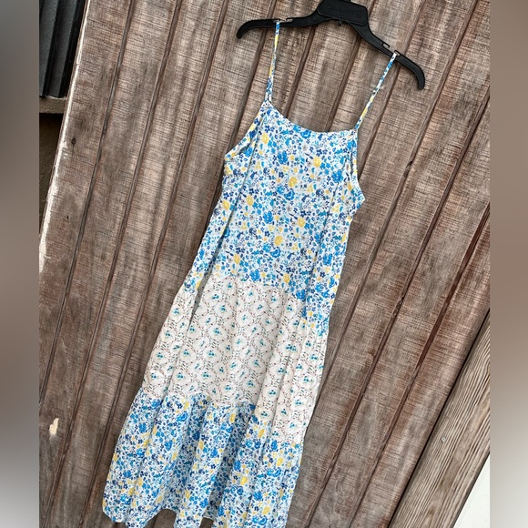 Playa Lucila spaghetti strap tiered bojo floral maxi dress - Picture 5 of 11